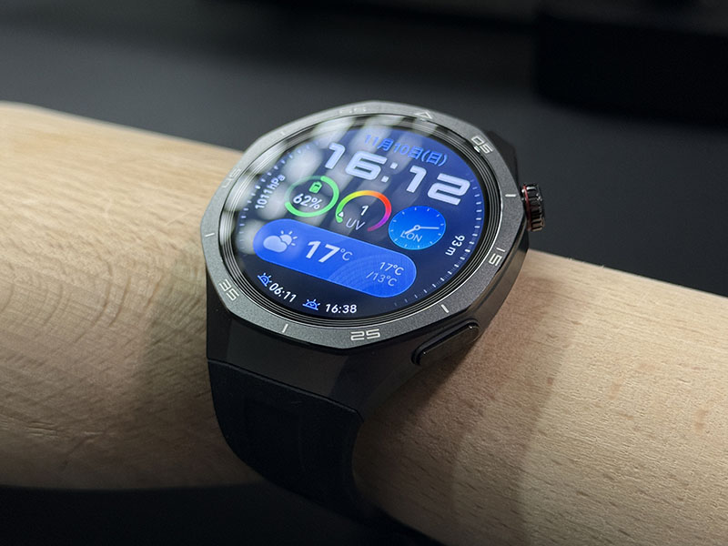 HUAWEI WATCH GT 5 Pro：サファイアガラス